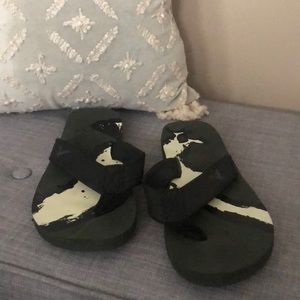 Men’s flip flops